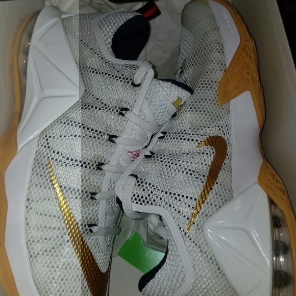 Lebron XII Low 'USA' - Picture 6 of 8